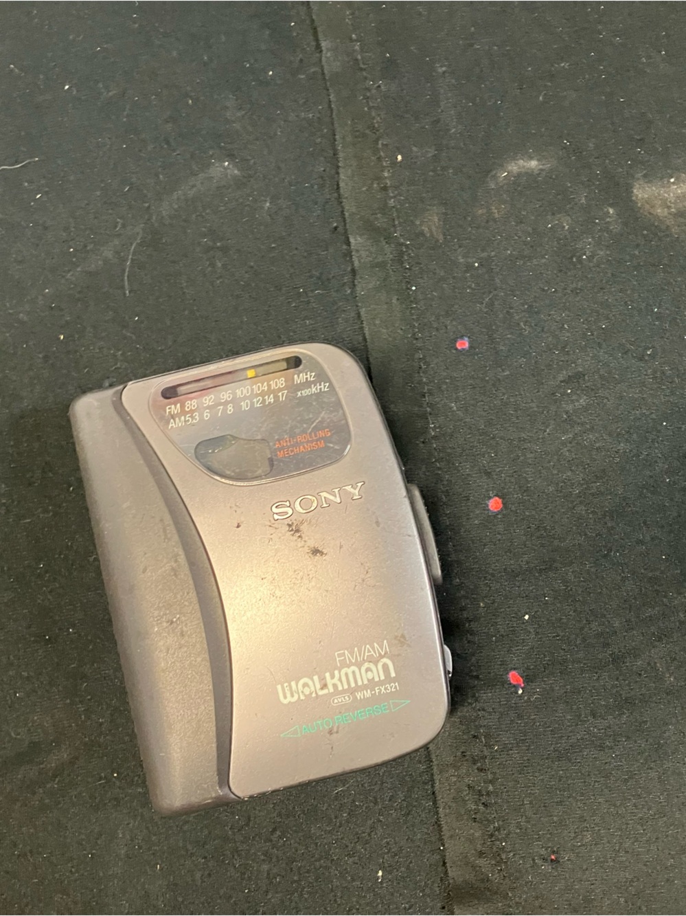 Sony Gray Portable FM/AM Walkman Cassette Player